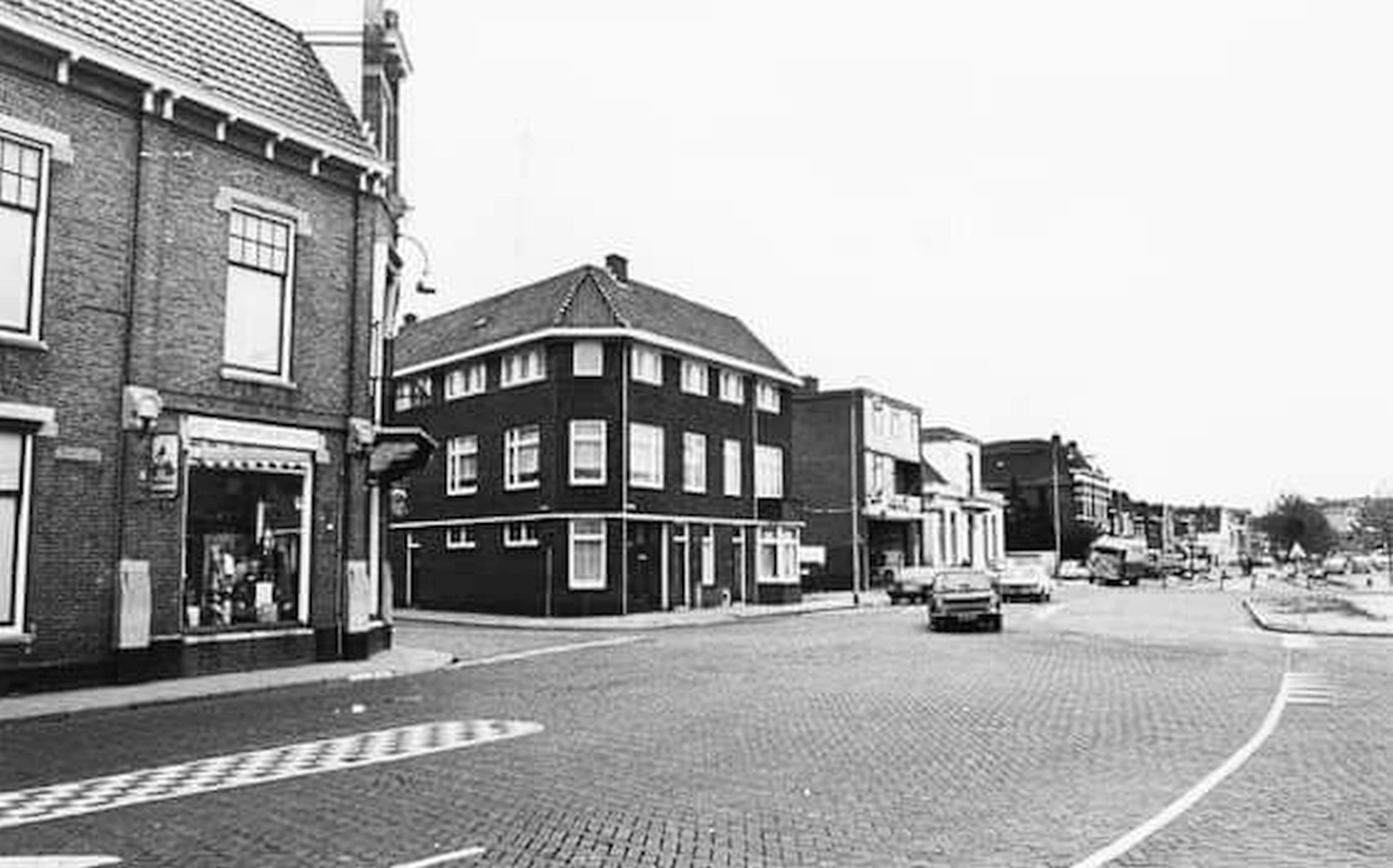 Acaciaplein vanaf de Nachtegaalstraat